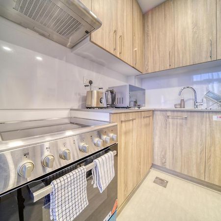 Sophisticated 1Br At Town Square Rawda Dubailand By Deluxe Holiday Homes Buitenkant foto